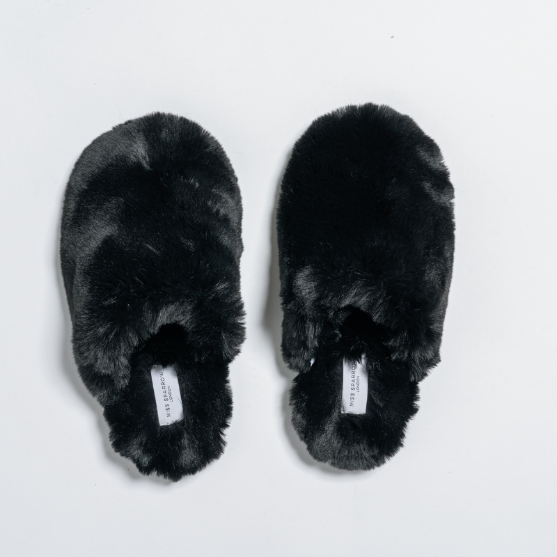 KARL LAGERFELD KIDS - Teen Black Faux Fur Slippers | Childrensalon