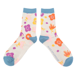 Modern Floral Socks Silver-0